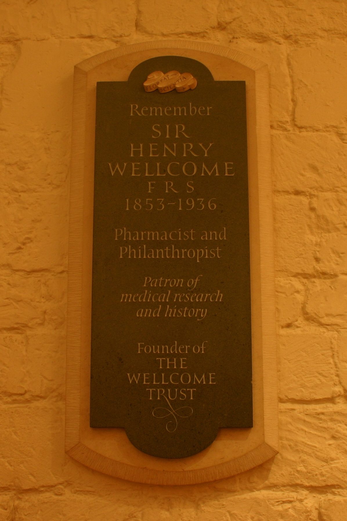 Henry Wellcome's memorial, St Paul's Cathedral, London - 02.JPG
